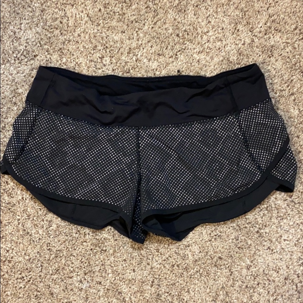 Lululemon short- speed up short 2.5”- reflective